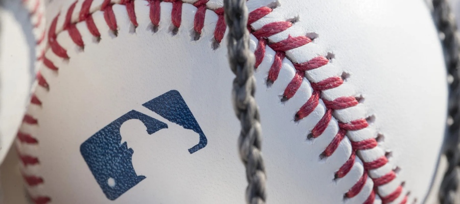 MLB: Essential Facts of the Game, Top Players, History & Analysis